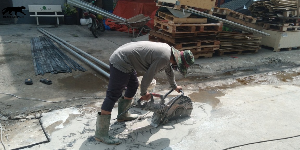 CẮT ĐỤC BÊ TÔNG TẠI ĐỨC HÒA ĐỨC HUỆ LONG AN